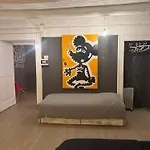Painthouse Creative House In Piazza Plebiscito Apartamento Nápoles
