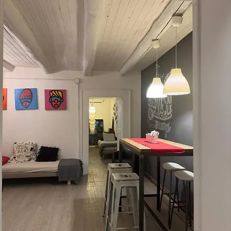 Painthouse Creative House In Piazza Plebiscito * Neapol