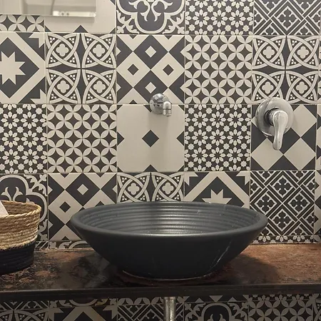 Painthouse Creative House In Piazza Plebiscito Apartament