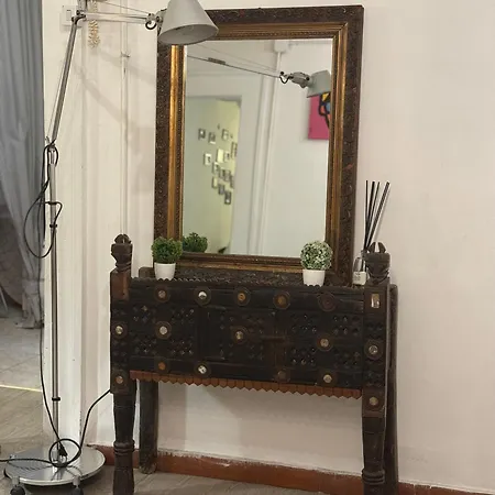 Painthouse Creative House In Piazza Plebiscito * Neapol